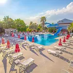 Zehra Tatil Koeyue Oludeniz