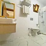 Zehra Tatil Koeyue 4*