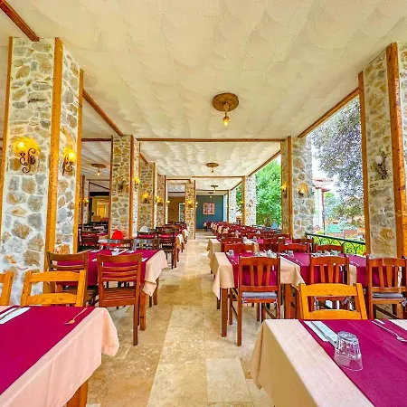 Hotel Zehra Tatil Koeyue