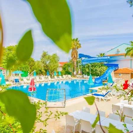 Zehra Tatil Koeyue