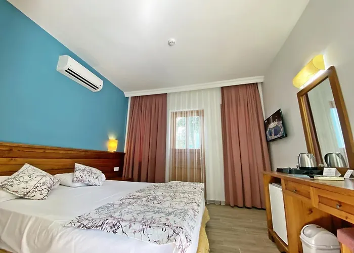 Hotell Zehra Tatil Koeyue Öludeniz