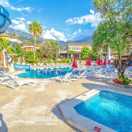 Zehra Tatil Köyü- Halal Otel 4*