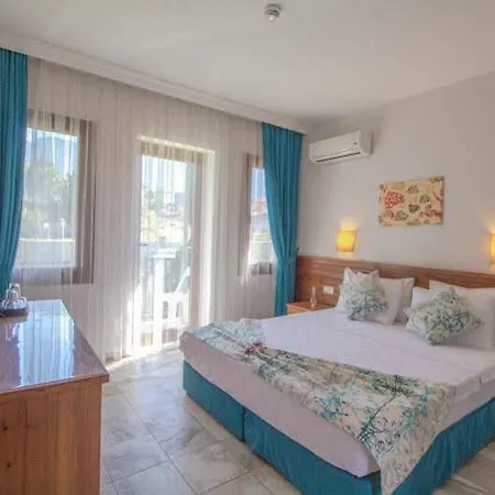 Zehra Tatil Koeyue Oludeniz