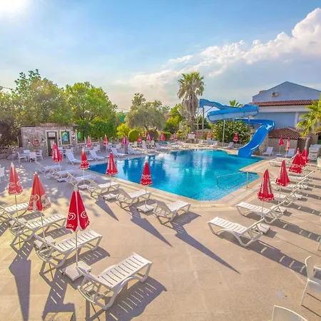 Zehra Tatil Koeyue Oludeniz