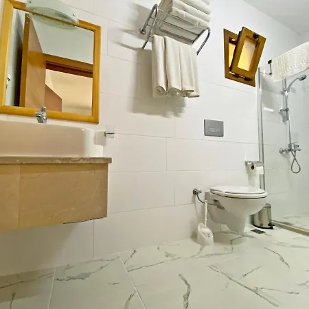 Zehra Tatil Koeyue 4*