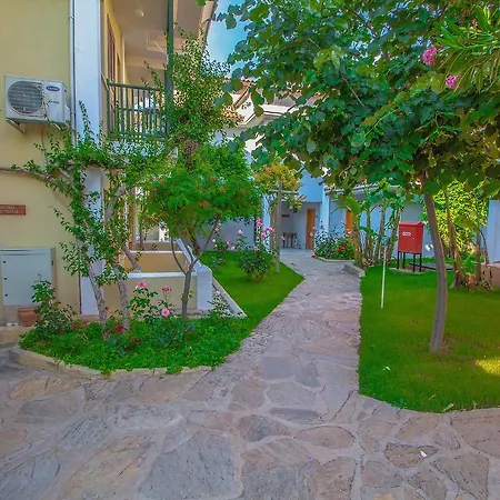 Zehra Tatil Koeyue 4* אולודניץ