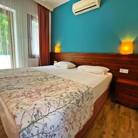 Zehra Tatil Koeyue 4*