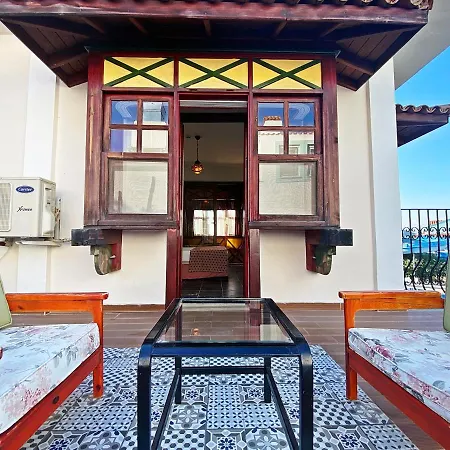 Zehra Tatil Koeyue 4*