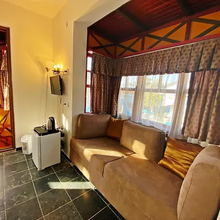 Zehra Tatil Koeyue 4*